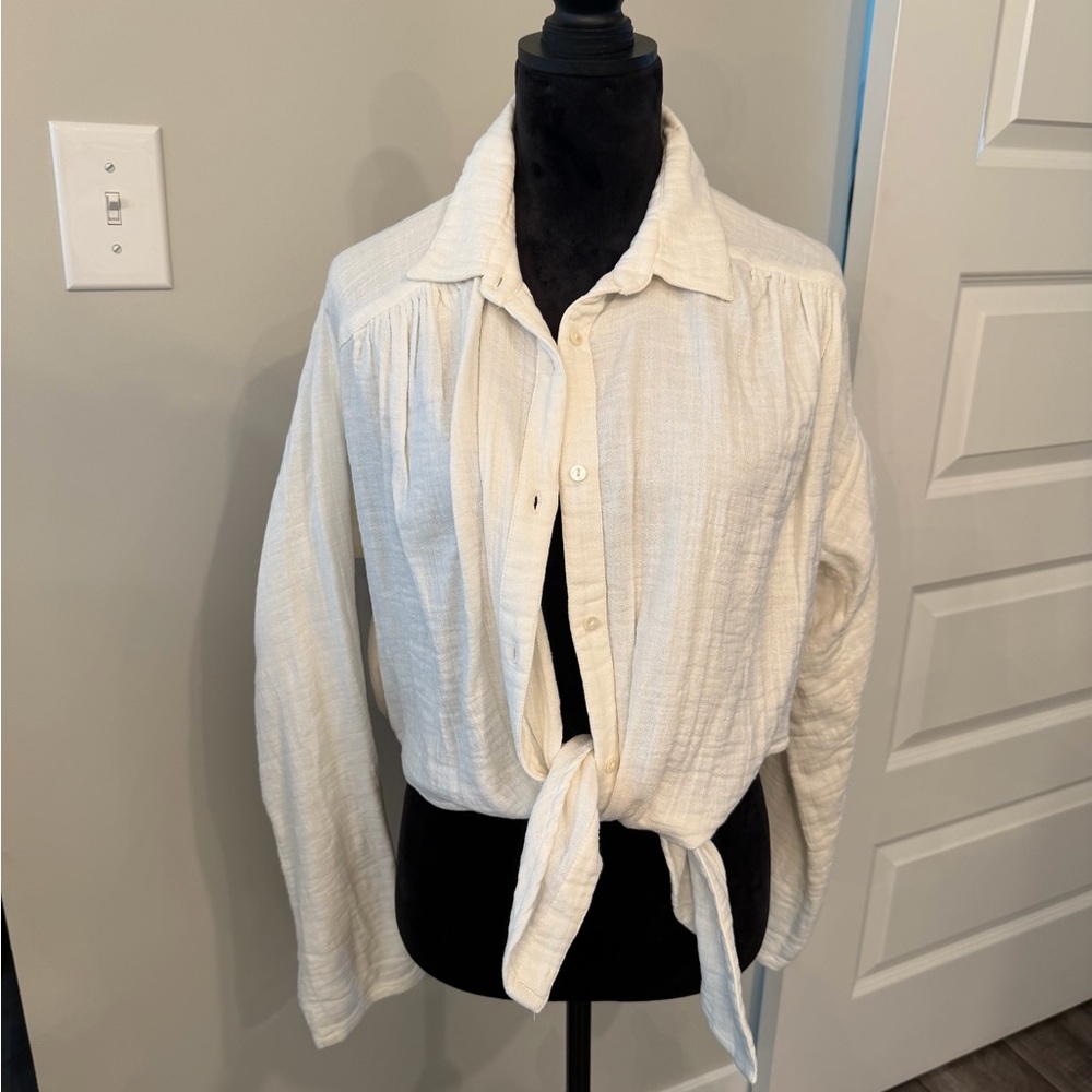 Billabong Cream Textured Blouse.

#18